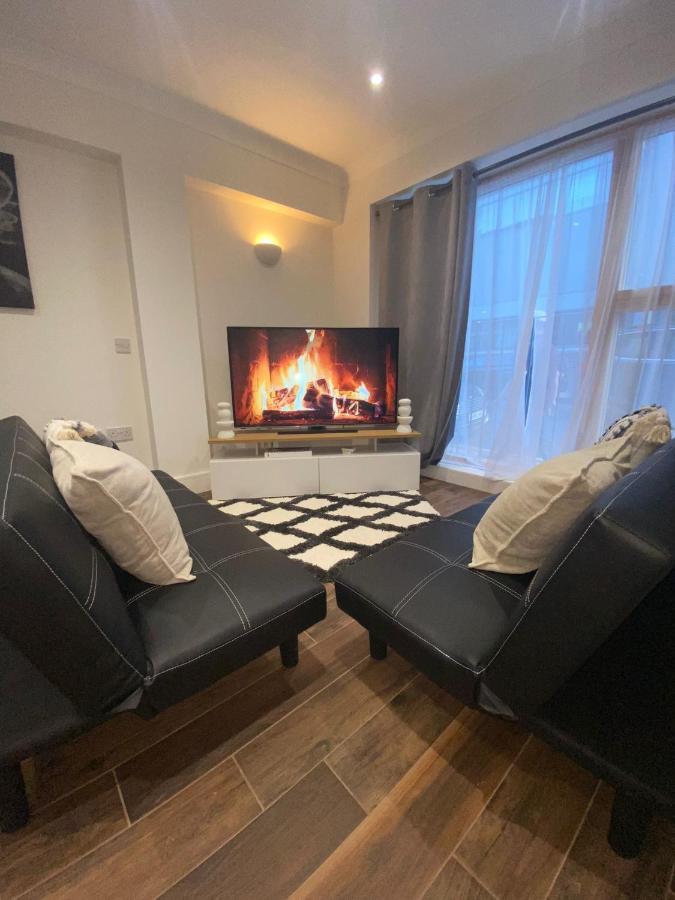 Central London, Jaccuzzi,Newbuild, 2 Bedrooms Two Baths Exterior photo