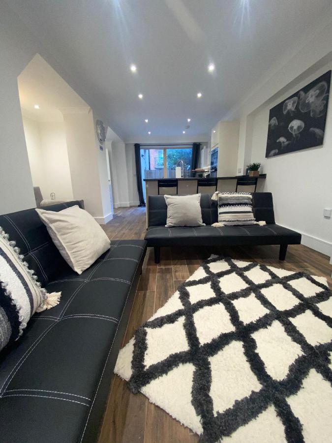 Central London, Jaccuzzi,Newbuild, 2 Bedrooms Two Baths Exterior photo